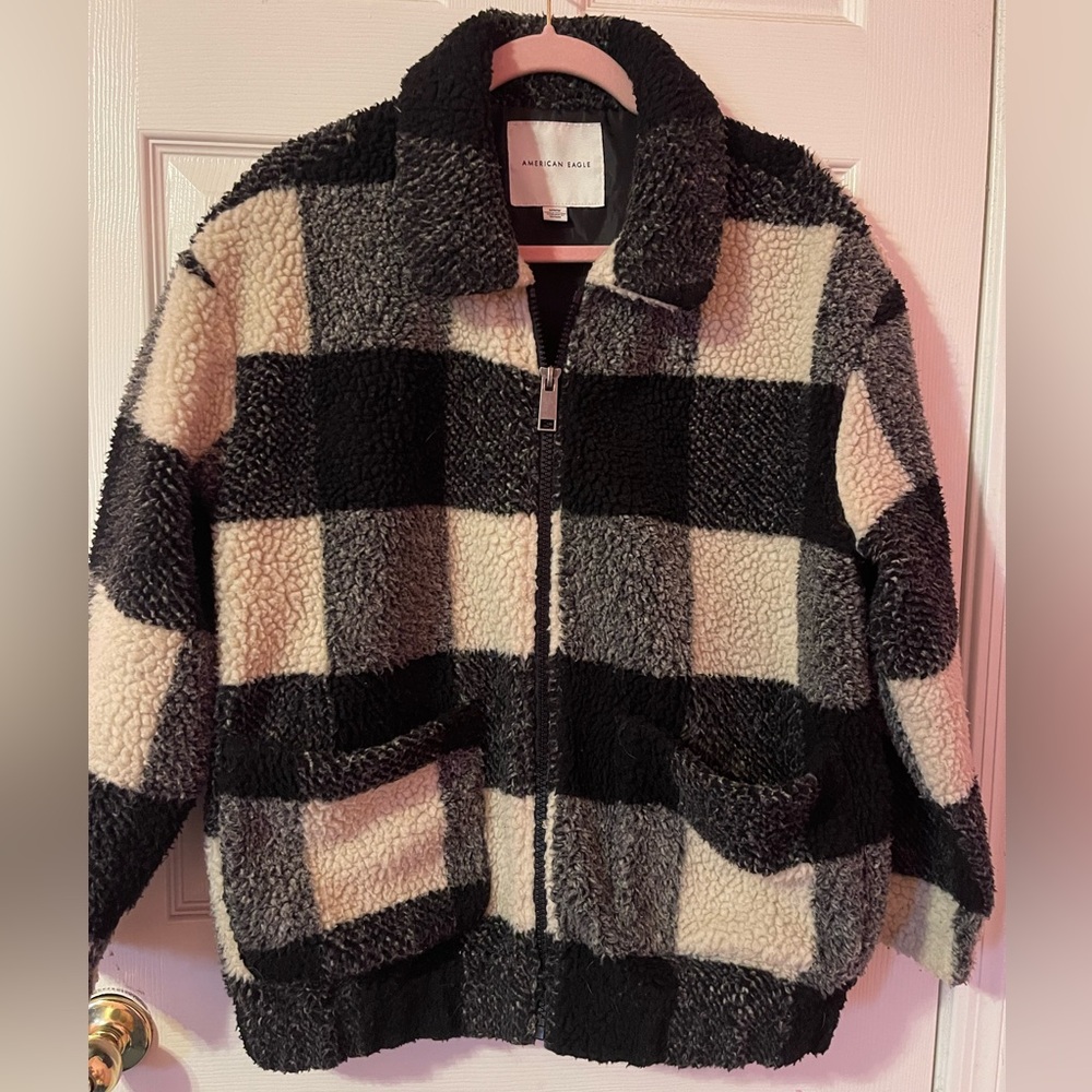 American Eagle Outfitters Buffalo Plaid Sherpa Jacket Size M
